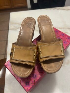 Tory Burch Patent Leather Tan Slide Mules with Gold Hardware